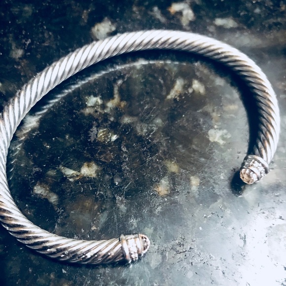 ⚡️SALE⚡️! DY Morganite & Diamond Cable cuff - Picture 4 of 4